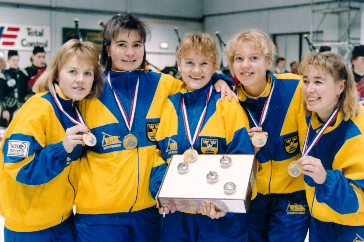 Canadian and Swedes inducted into World Curling Hall of Fame in 2020